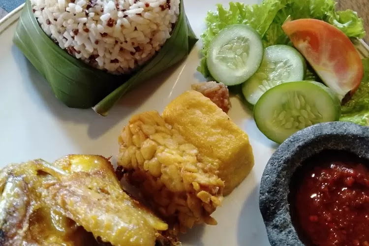 Masalah Tempat Makan Bandung Timur Sebandung Com