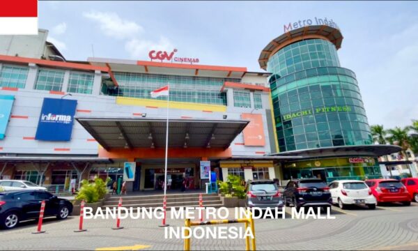 Dua Ikon Mall di Bandung Timur