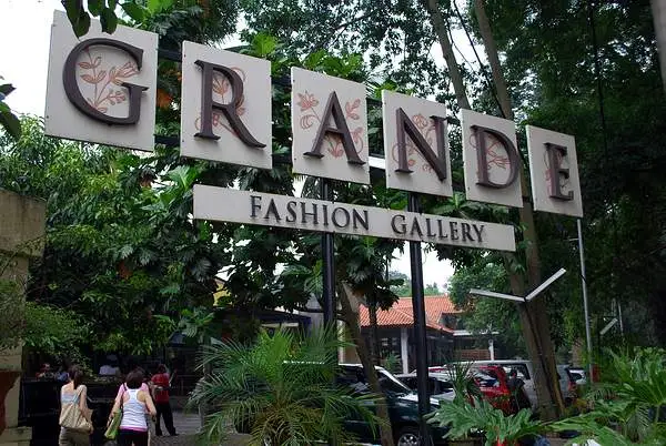 Grande Fashion Gallery