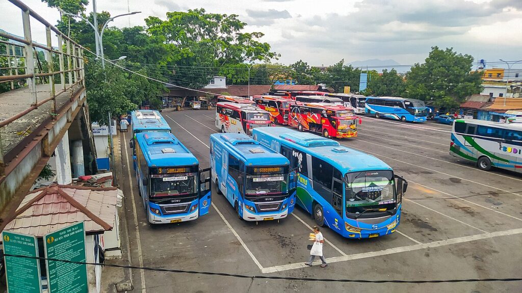 Terminal Bus Cicaheum Bandung
