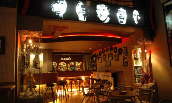 Clasic Rock Cafe Bandung