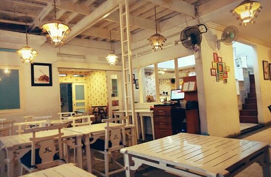 Little White Cafe Bandung