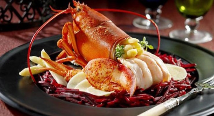 Makan Lobster di Restoran Bandung