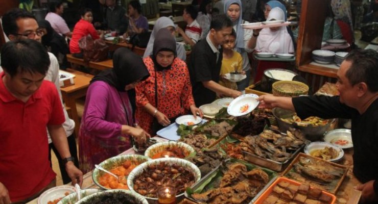 Wisata Kuliner Bandung