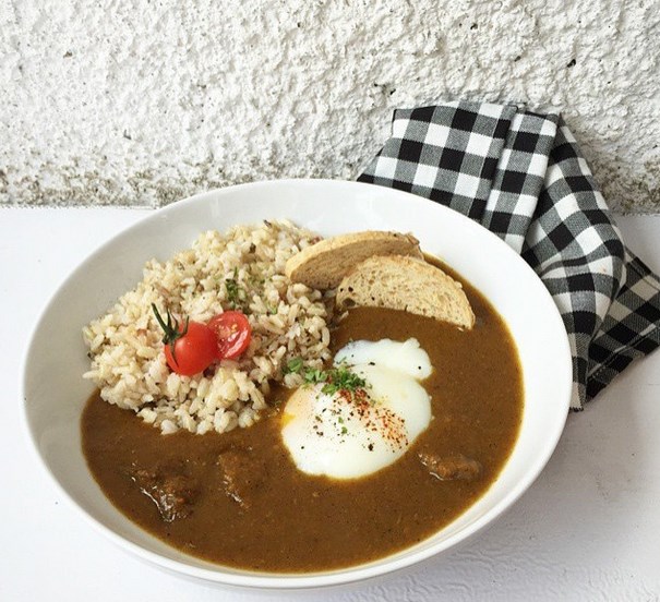 Beef Curry with Onsen Egg and Brown Rice