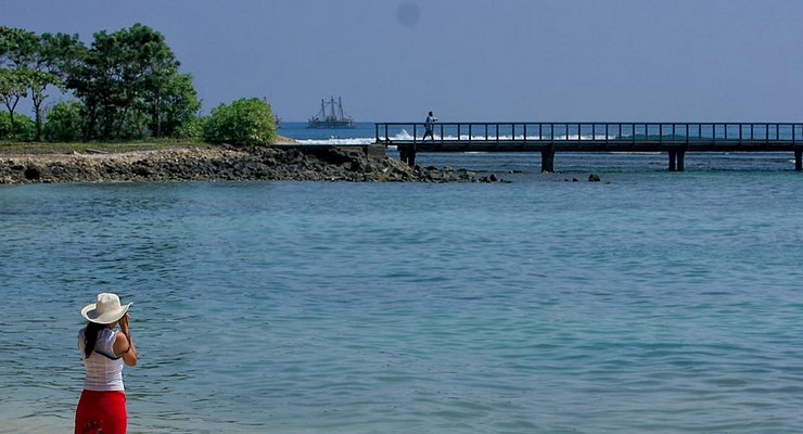 Spot Menarik Di Pantai Tanjung Lesung