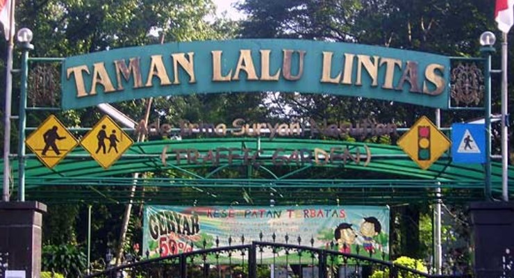 Taman Lalu Lintas Bandung2