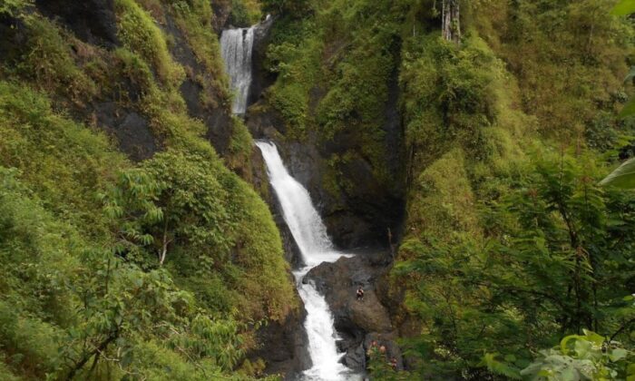 Curug Jagapati Garut Selatan