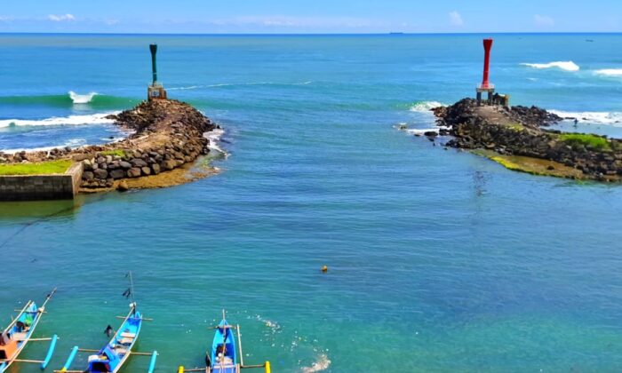 Pantai Pamayangsari Tasikmalaya