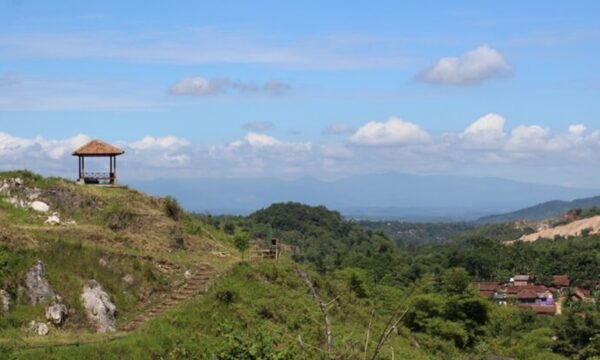 Bukit Karang Para Sukabumi