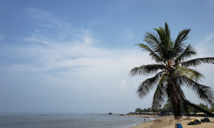 Pantai Pasir Putih Florida Anyer