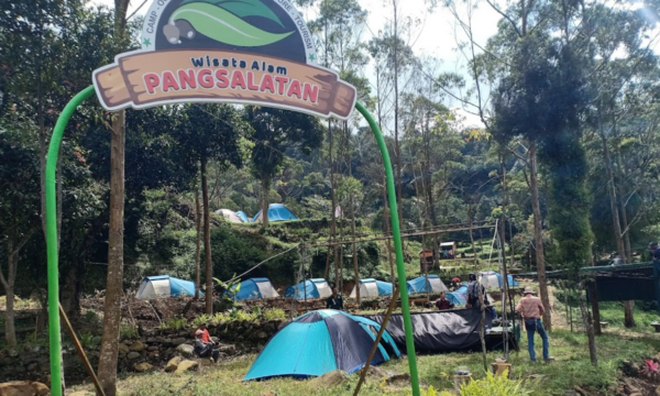 Wisata Alam Pangsalatan Cianjur