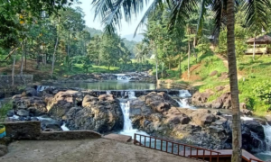 Curug Leuwi Bumi Pandeglang